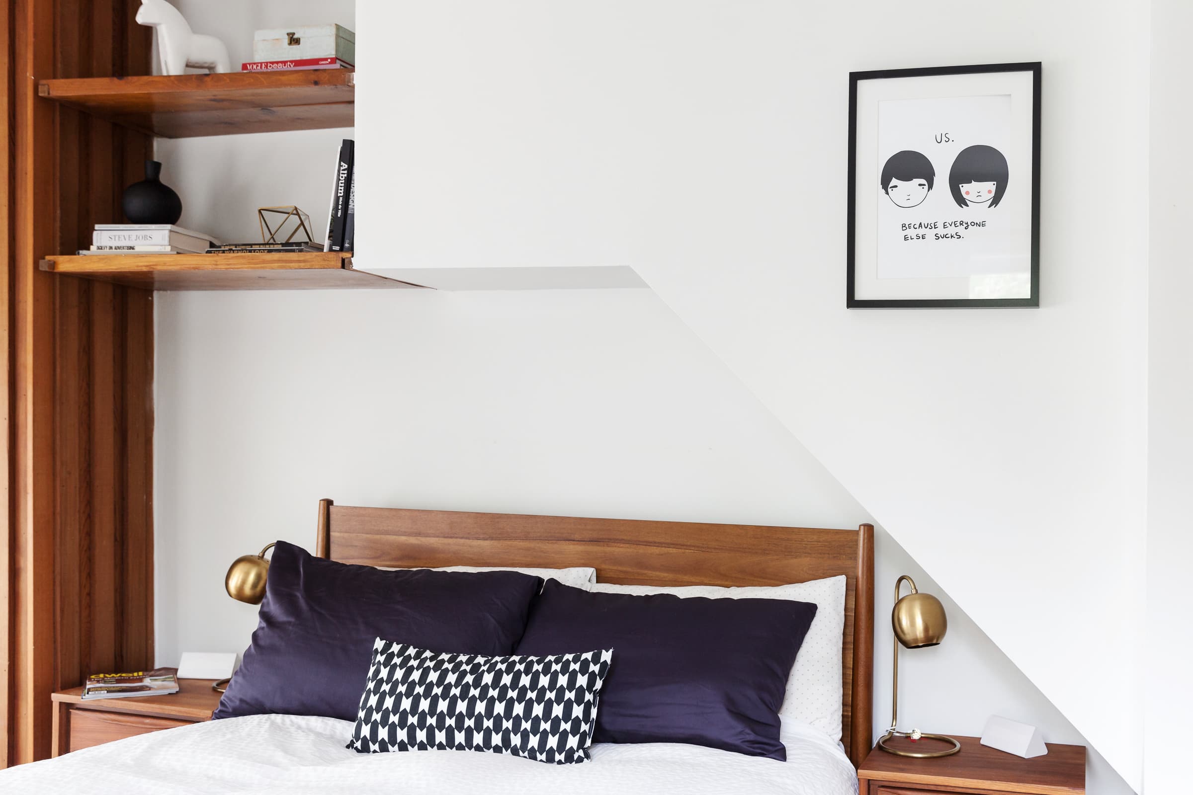 What is the safest room in a hotel? Leia aqui Which floor of a hotel